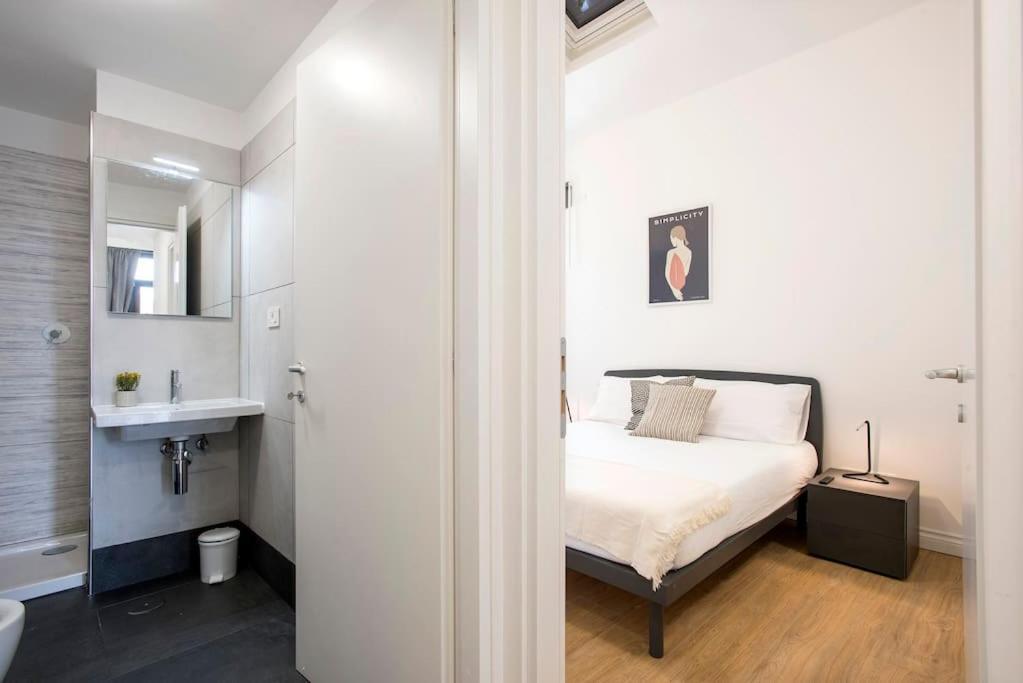 Oasi Urbana X 4 Guests With Terrace - 10 Min From Termini Apartment
